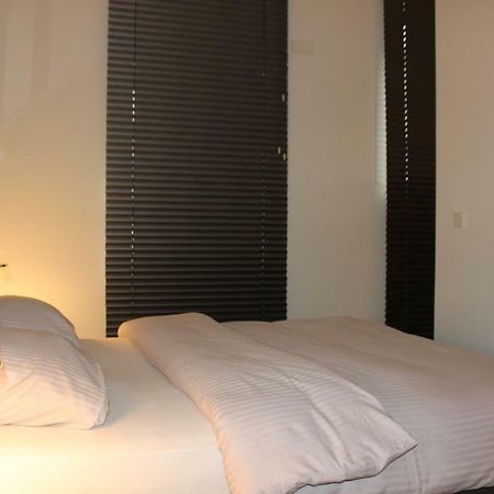 Luxury Apartment In Andreas Quartier Dusseldorf Bagian luar foto