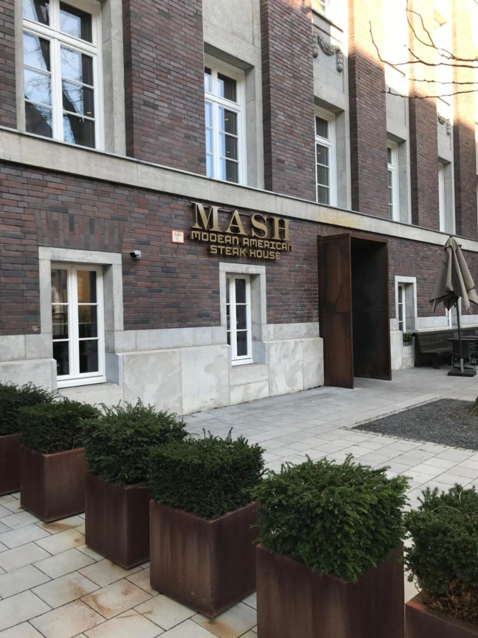 Luxury Apartment In Andreas Quartier Dusseldorf Bagian luar foto