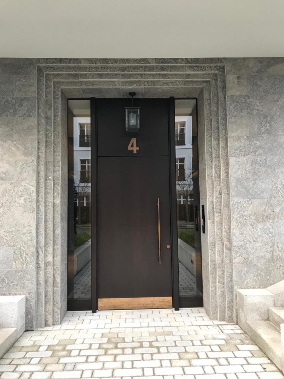 Luxury Apartment In Andreas Quartier Dusseldorf Bagian luar foto